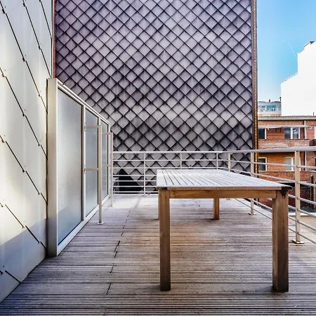 In Near Sea Dike Apartment *