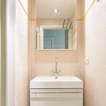 Dante 101 Modern With Side Sea View Apartment *